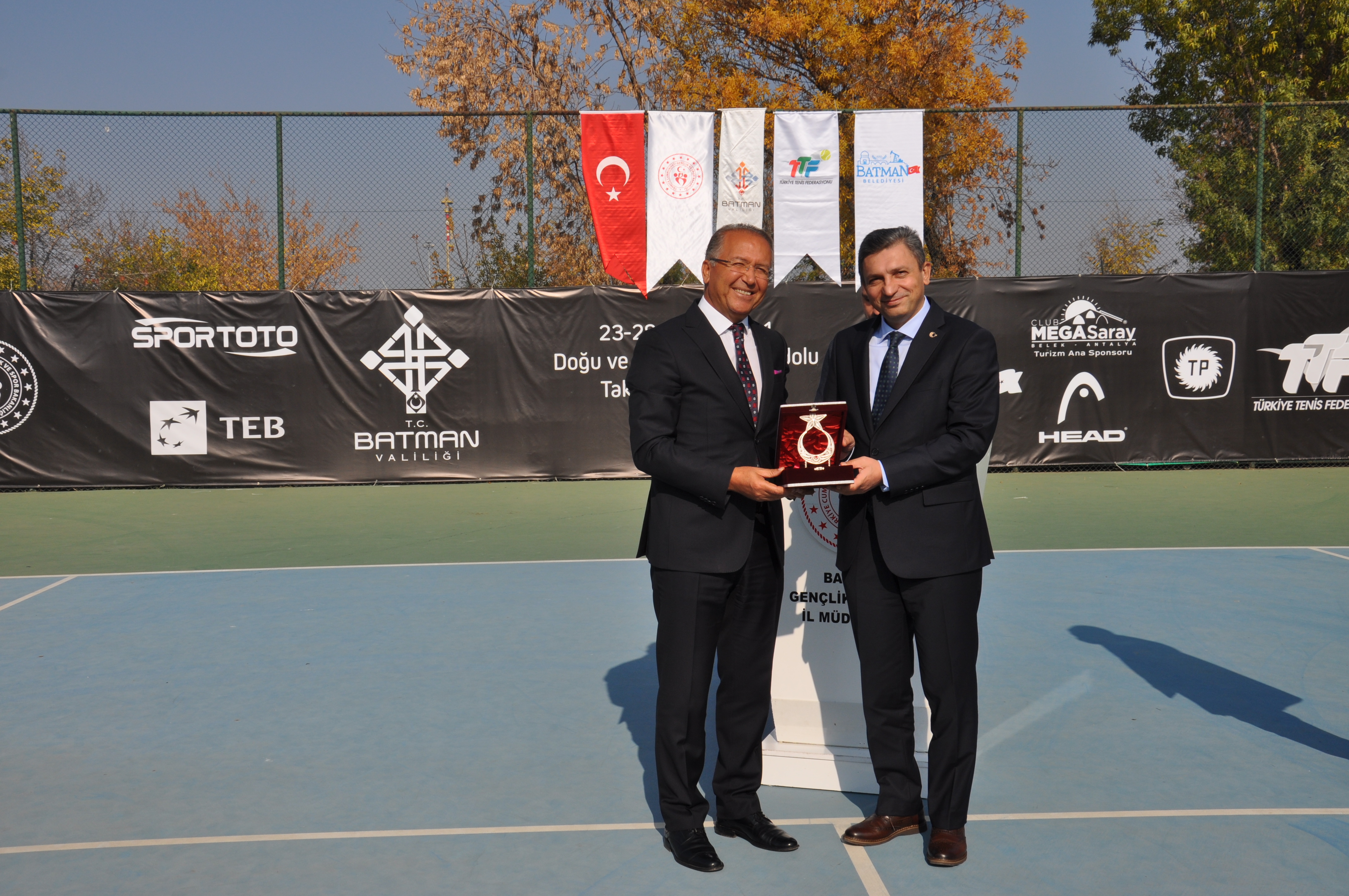 Cengiz_Durmuş-Hulusi_Şahin.JPG