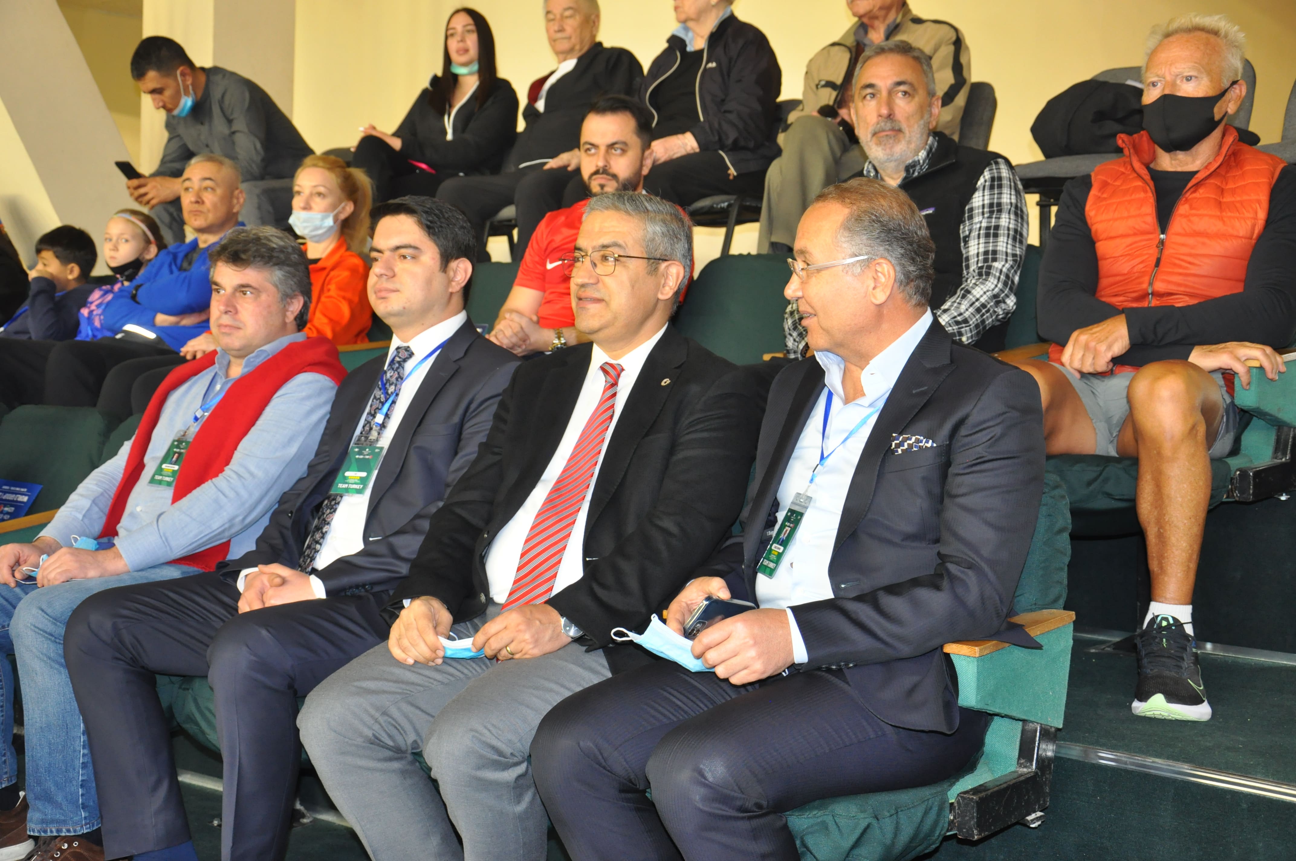 Olgan_Bekar-Cengiz_Durmuş-min-min.JPG