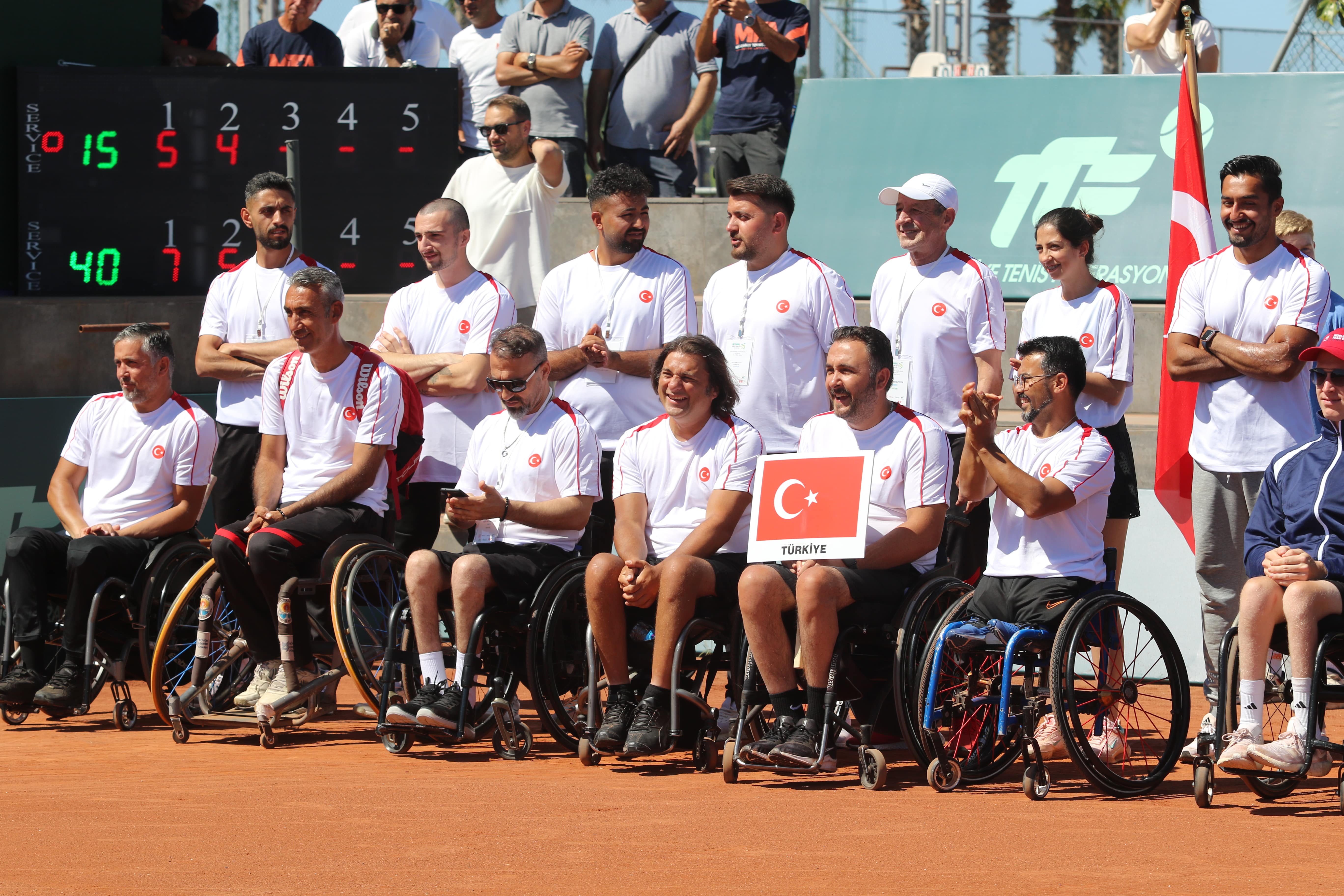 Tekerlekli_Sandalye_ve_Quad_Milli_Takımı-min.JPG