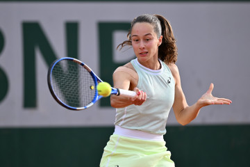 Zeynep Sönmez 14