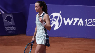 Zeynep Sönmez 4